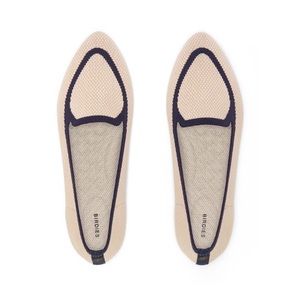 Birdies Blackbird Point Eggshell Navy Washable Flats size 7